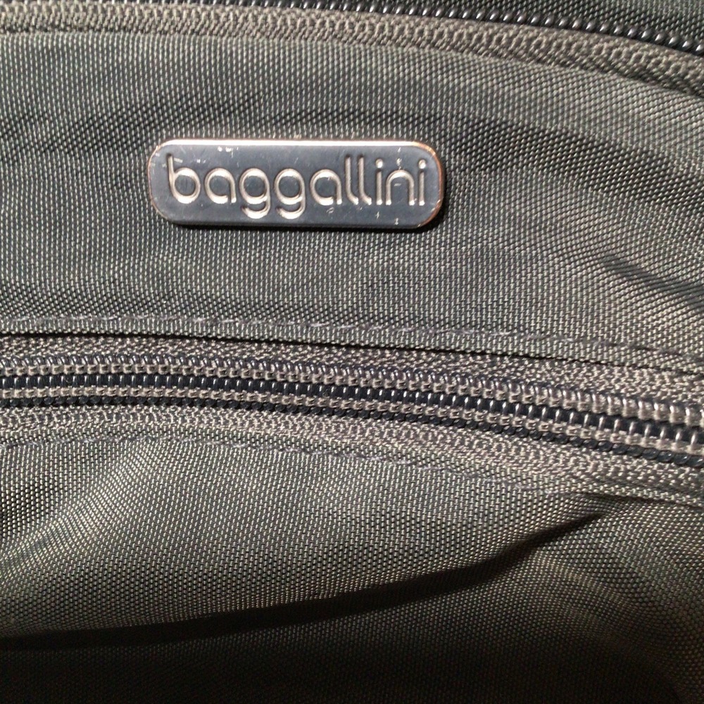 BAGGALLINI GRAY TRIPLE ZIP BAG ADJUSTABLE STRAP CROSSBODY- BELT BAG-TRAVEL PURSE - Picture 11 of 14